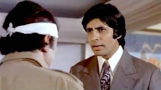 Amitabh Bachchan calls Rajesh Khanna  Namak Haraam  Bollywood Scene [upl. by Nagirrek]