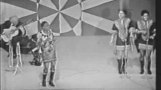 Miriam Makeba Pata Pata Live Sao Paulo TV Record 1968 [upl. by Ahtoelc]