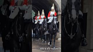 Absolutely Spectacular Mounted Guards and Horse at Horse Guard kingsguard royalguard horseguard [upl. by Icnarf964]