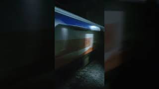 Poorva express hwh to ndls at 130 kmph [upl. by Luoar]