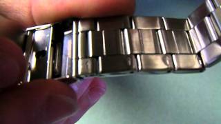 How To Easily Remove a Watch Link [upl. by Maya]