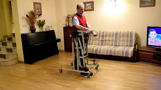 Dynamic standing frame for paraplegics  paraplegic walking  El bipedestador para parapléjicos [upl. by Okia]