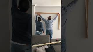 El mejor sistema para colgar cuadros sin marcar la pared limpio y sin errores Tutorial paso a paso [upl. by Anirroc516]