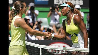 Serena Williams vs Amelie Mauresmo AO 2005 Highlights [upl. by Acissey]