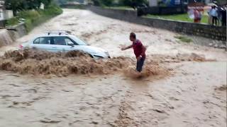 Dehradun Flash flood today eveningLive recording by me [upl. by Farrica]