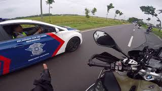 TOURING MOGE  Ke Alun Alun NGAWI Naik BMW GS [upl. by Ym576]