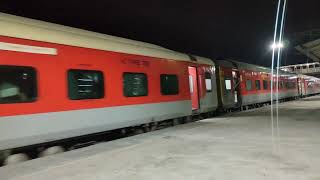 14119Kathgodam  Dehradun Express crossing rudrapur city railway station [upl. by Enaelem]