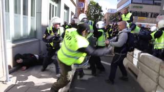 Det blev en stökig demonstration för Svenskarnas Parti i Jönköping [upl. by Jobie260]