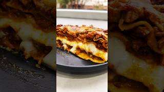 Le lasagne perfette come la domenica con nonna shortsfeed lasagna food [upl. by Ocnarf]