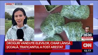 Droguri vândute elevilor chiar la poarta școlii Traficantul un tânăr de 24 de ani a fost arestat [upl. by Oniliuqnart]