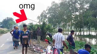 Cast Net Fishing  Fisherman vs River Catch Netting  Viral fishing  trending river [upl. by Jereme]