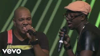 Molejo  Voltei Ao Vivo ft Mumuzinho [upl. by Ennahtebazile]