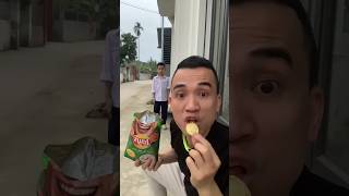 Ông bố tham ăn funnyvideo shorts [upl. by Lekar]