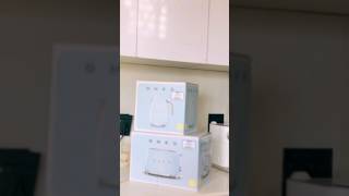 UNBOXING MY NEW SMEG KETTLE kitchen dailyshorts smeg [upl. by Eidnarb568]