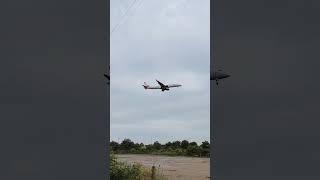 Austrian E195 landing at Düsseldorf DUSEDDL planespotting [upl. by Eelarak]