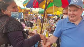 Rafael López Aliaga en el mercado Huáscar de San Juan de Lurigancho [upl. by Tremayne506]