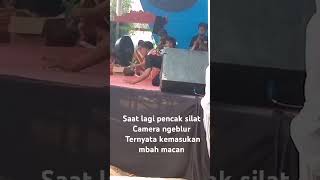 Pencak silat kemasukan Mbah macan maung bodaspencak silat Nusantara [upl. by Shriner]