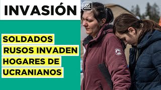 Desplazados ucranianos huyen de soldados rusos que invadieron sus hogares [upl. by Jenifer]