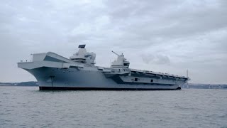 Première sortie du porteavions britannique HMS Queen Elizabeth [upl. by Aliet80]