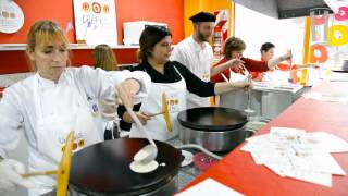 La Cuisine des Chefs  Invierno 2012  Un Dos Crêpes  Crêpes dulcesampsalados [upl. by Airretnahs]