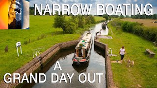 Narrowboat Canal Boats England A Grand Day Out On The Oxford Canal [upl. by Nedyaj]