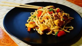 Вкусная охота №10 quotЛапша Удон с курицей под соусом териякиquot [upl. by Haraf]