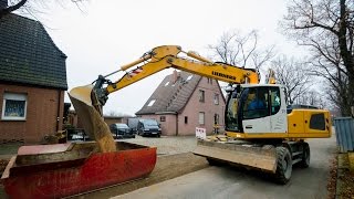 Bagger LIEBHERR A920 mit Likufix [upl. by Carleton446]