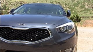 2014 KIA Cadenza Mile High 060 MPH Performance Review [upl. by Haimehen]