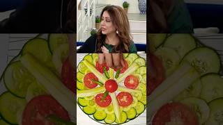 😮Farah Nadeem ne btayi salad 🥗 decorations how to make salad shorts youtubeshorts viralvideo [upl. by Osicnarf]