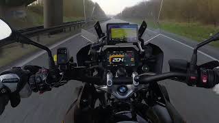 BMW R1250GS mit Akrapovic Sound Dusche Autobahn [upl. by Arretnahs]