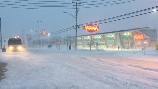 Wawa in Wildwood remains open during the winter storm [upl. by Patt893]