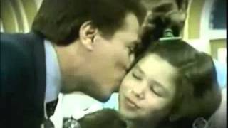 Silvio Santos e suas filhas com o Dominó no Qual é a Música 1985 [upl. by Seligmann621]