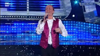 Giovanni Vernia è Renzo Arbore quotMa la notte noquot  Tale e Quale Show 26102018 [upl. by Llehcal]