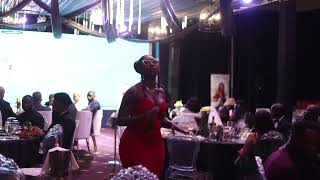 “Obi d woa d nu bi” COVERED BY S3NTI AT THE 40u40 AWARDS [upl. by Ponzo]