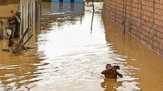 Le bilan des inondations passe à 20 morts au Brésil [upl. by Jaunita673]