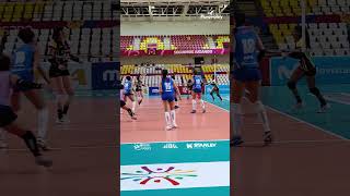 Intenso rally para Rebaza Acosta volleyball limaperu deporte [upl. by Fink]