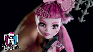 Draculaura amp Lagoona Monster Exchange Dolls  Monster High [upl. by Lokim876]