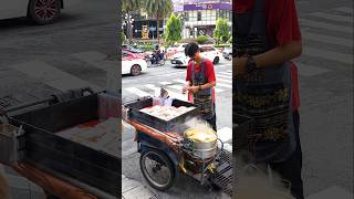 길거리 노점의 신기한 옥수수 자르기  Street Vendors Amazing Corn Peeling Skills  Thai Street Food [upl. by Inalak83]