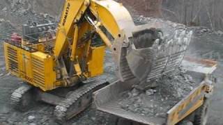 Komatsu PC4000 Loading Cat 785Bs [upl. by Hadden]