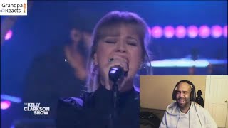 KELLY CLARKSON REACTION TO  Kelly Clarkson Covers Lets Get Loud By Jennifer Lopez  Kellyoke [upl. by Carolle]