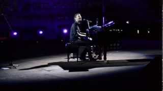 Cesare Cremonini  Vieni A Vedere Perchè  Concerto al Pianoforte  Taormina [upl. by Negaet733]