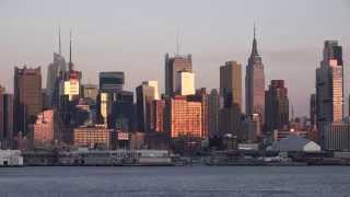 Sony FDRAX100 4K NYC Skyline Video Sample [upl. by Rothenberg429]