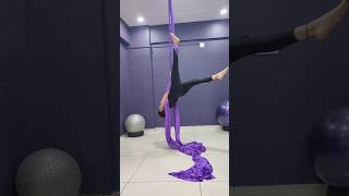 Aerial Yogahhfthedancestudio aerialaerialyoga aerialyogaflowyoga yogapracticeyogainspiration [upl. by Anirrehs]