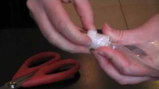 Using a piping bag coupler and tips [upl. by Verdi]