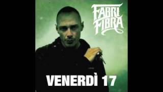 Fabri Fibra Freestyle Gasato Venerdì 17 [upl. by Notsecnirp]