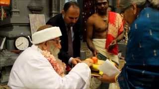 Yezidi Baba Sheikh visits Murugan Temple in Washington DC [upl. by Arlene]