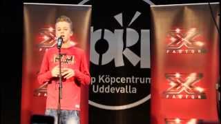 Isak Danielson  Skyfall LIVE 2212 [upl. by Suki]