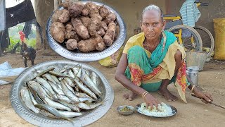 village poor Grandma cooking BASPATA FISH with Kochu Arbi amp eating with ricegrandma Village kitchen [upl. by Martin]