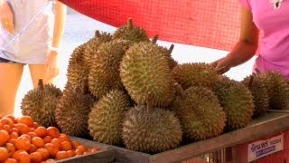 Buying and Eating a Ripe Durian  Durio Zibethinus  HD Video [upl. by Sirehc]