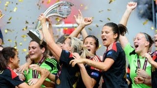 quotSo sehen Sieger ausquot FrauenNationalmannschaft holt EMTitel [upl. by Shutz]